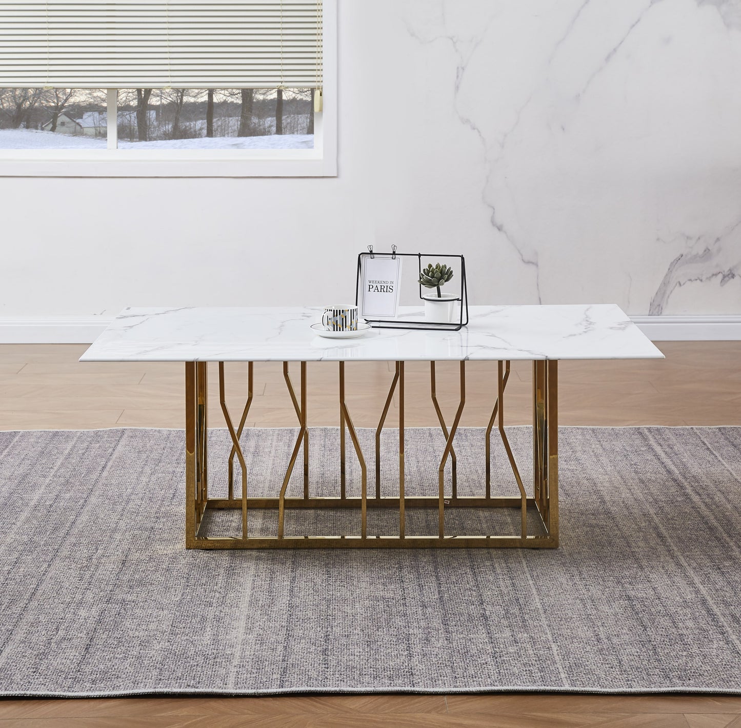 Table Basse Portofino – Finition Gold & Plateau en Marbre Blanc 120x70x45 cm
