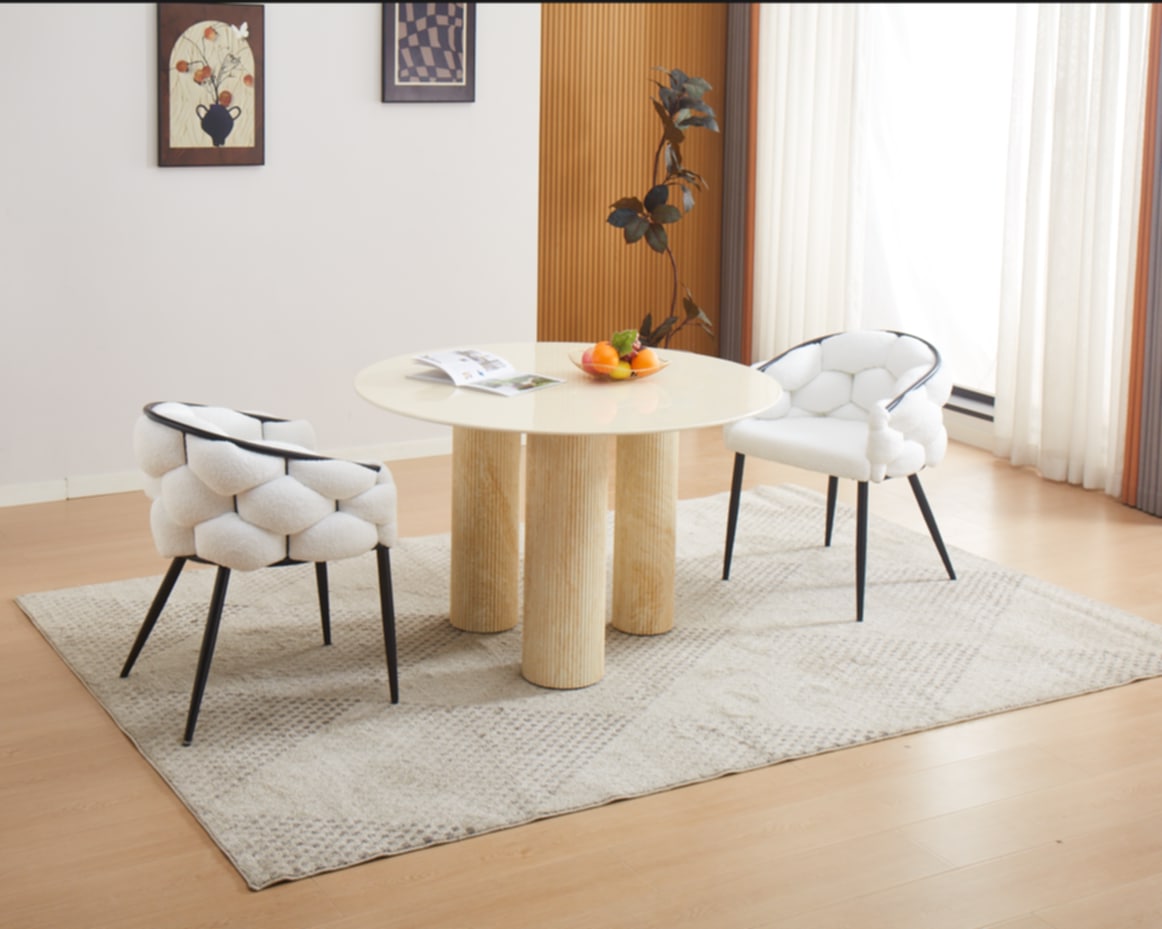 Table de repas Anaïs – Pieds métal effet travertin et plateau céramique beige 120 cm