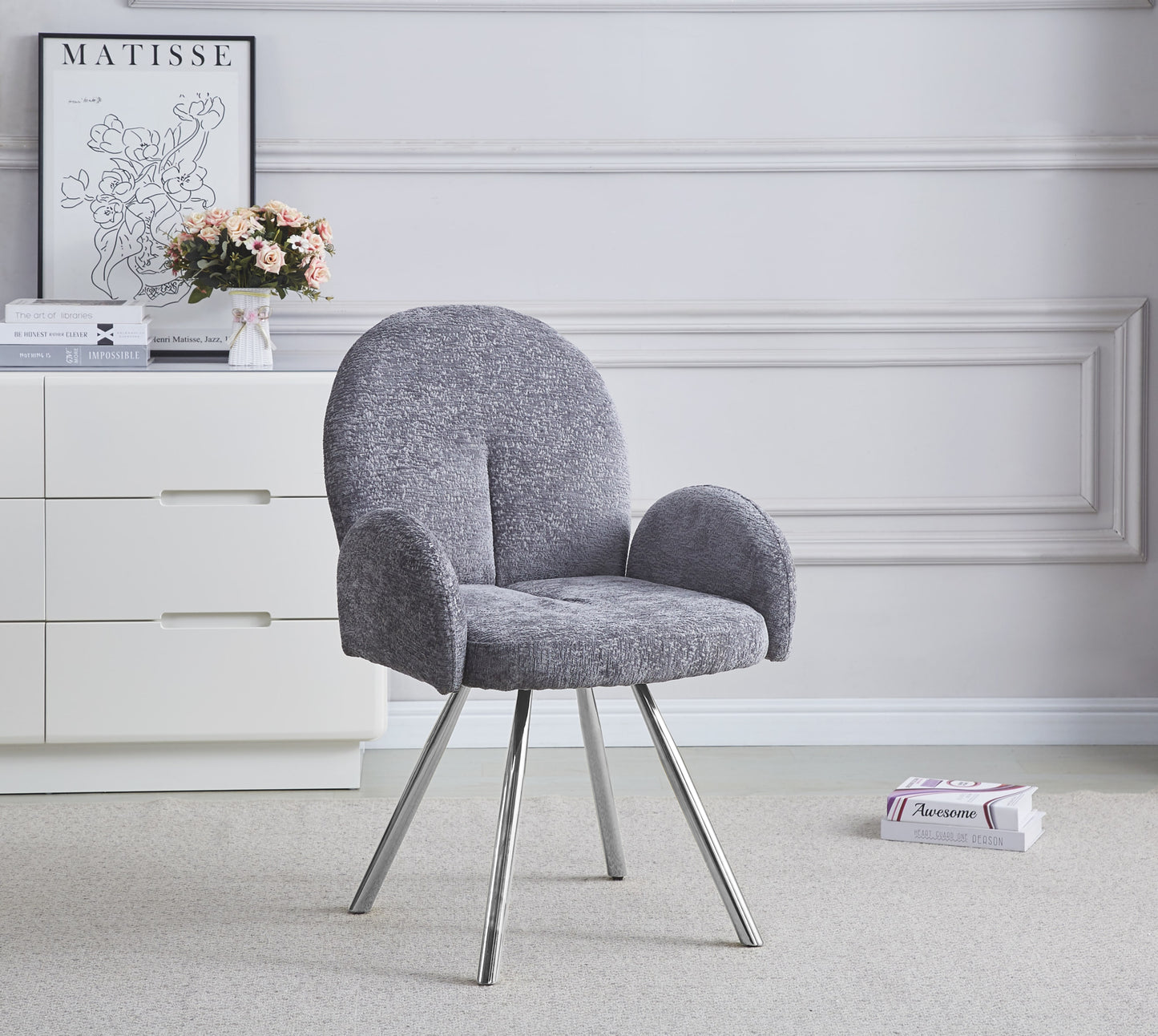 Chaise Mimi avec Accoudoirs et Pieds Chromés – Confort et Modernité