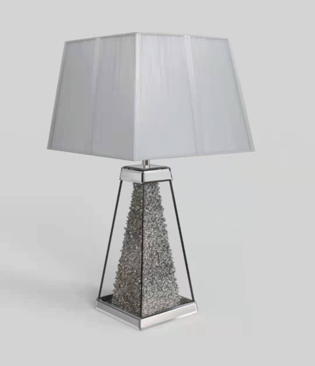 Lampe Strass 16x16x52 cm – Éclairage chic et raffiné