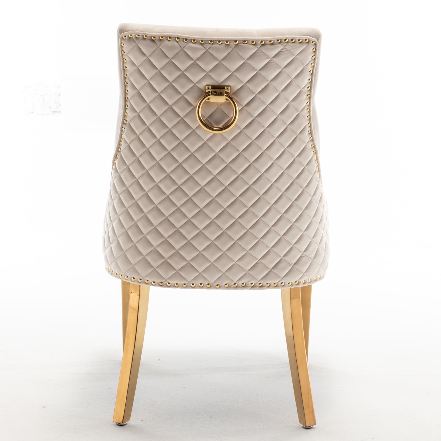 Chaise Anneau Cloutée Matelassée en Velours Beige avec Pieds Dorés – Luxe et Élégance
