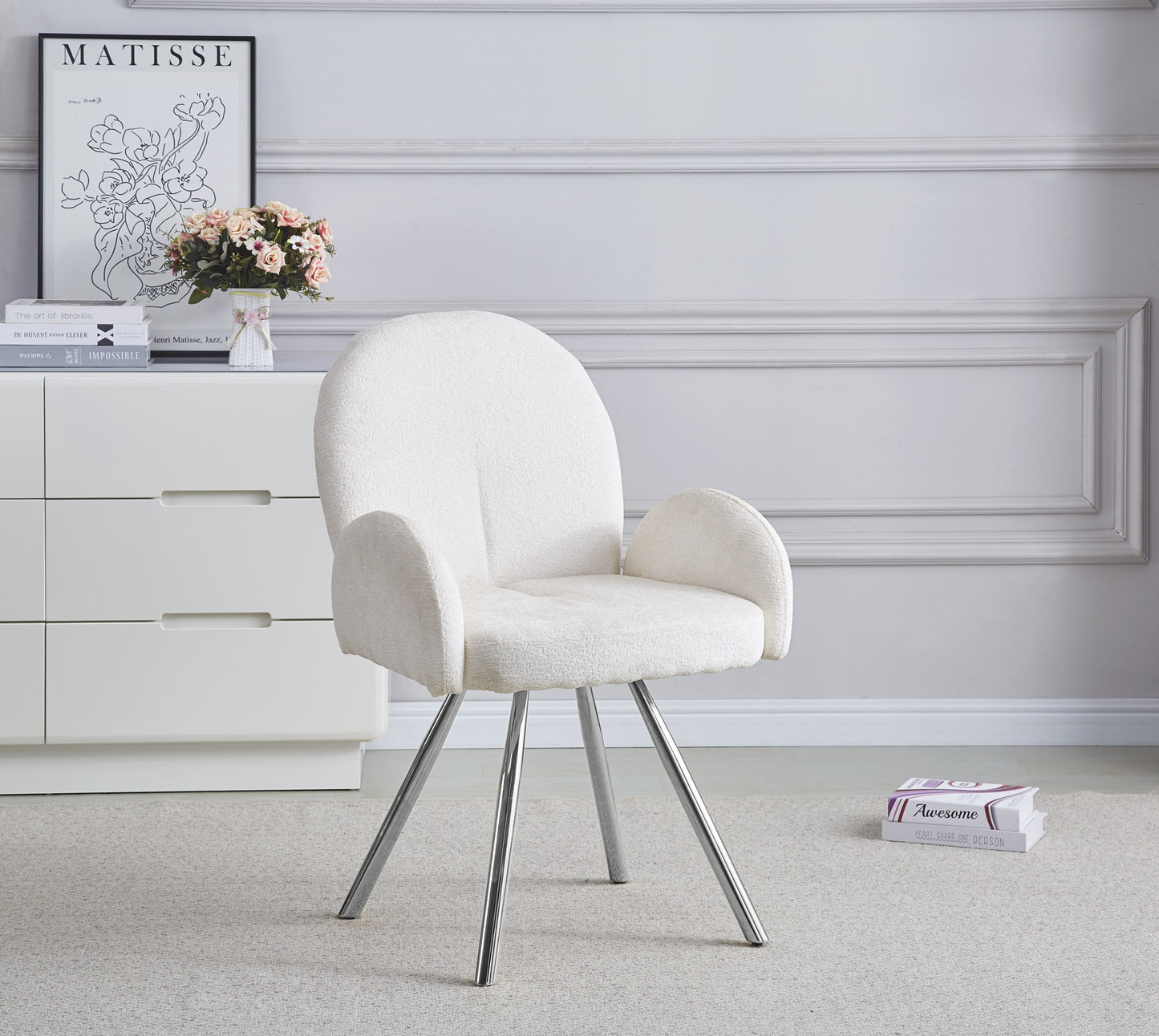 Chaise Mimi avec Accoudoirs et Pieds Chromés – Confort et Modernité
