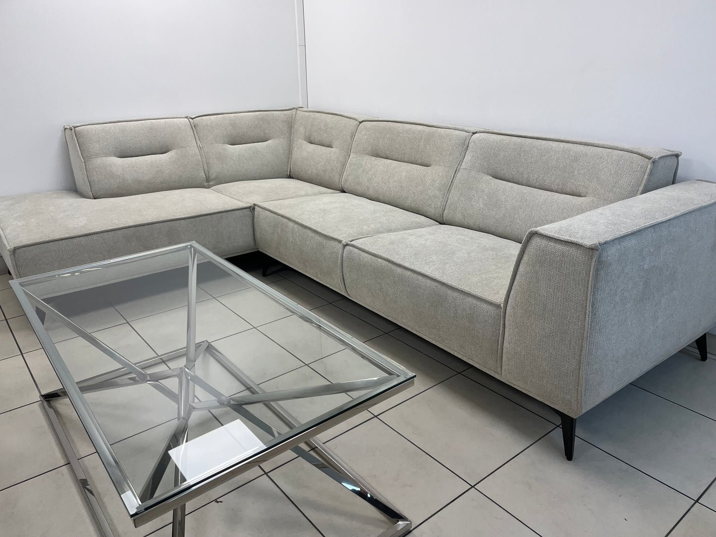 Canapé d’Angle Gauche Sienna – Tissu Beige Élégant