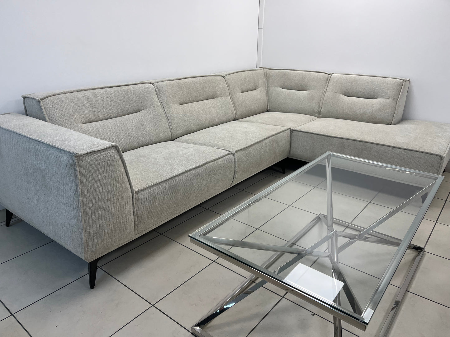 Canapé d’Angle Droit Sienna – Tissu Beige Élégant