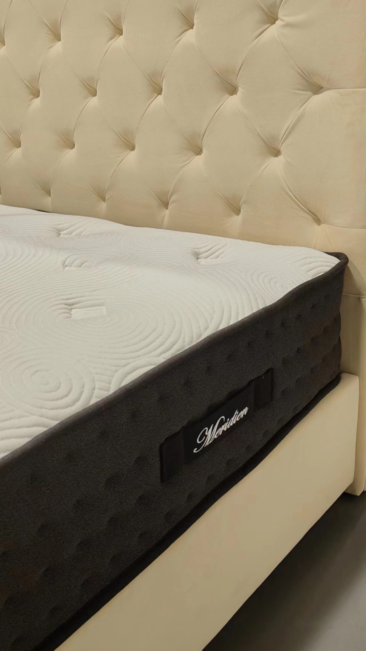 Matelas à ressorts ensachés Méridien 180x200x25 cm – Confort et soutien personnalisé