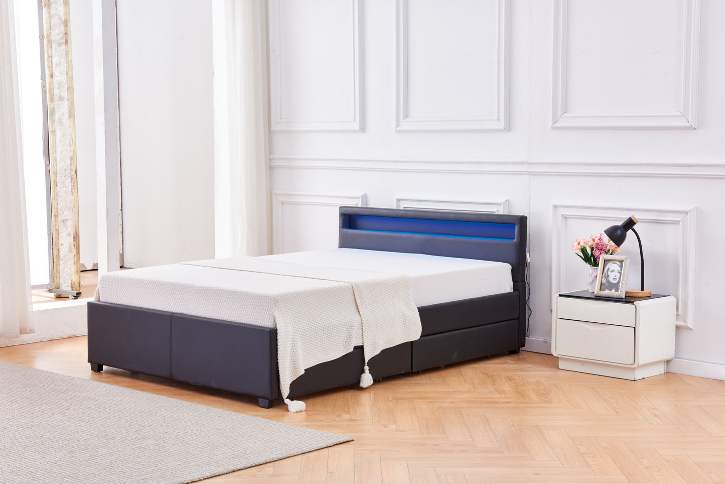 Lit LED en Similicuir Noir avec Tiroirs – 140x190 cm