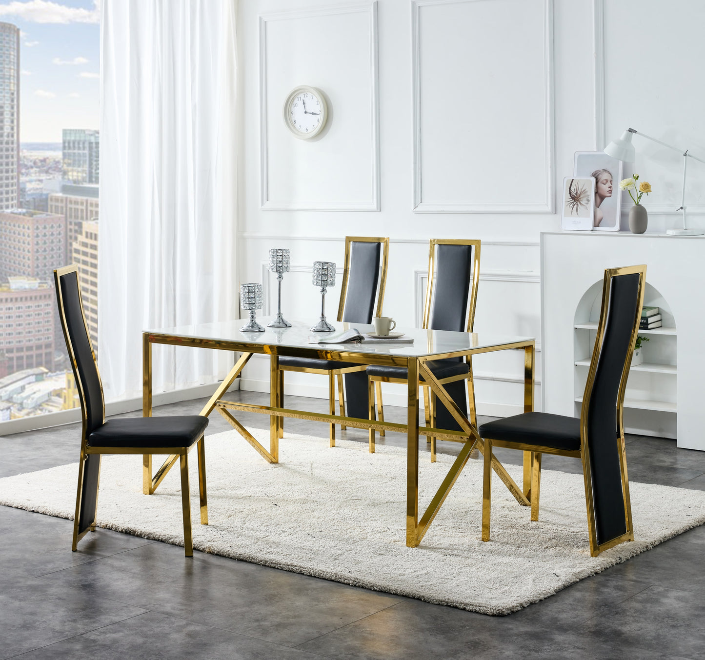 Table à manger Majestique – Pieds gold et plateau en verre effet marbre blanc 150x90x75 cm