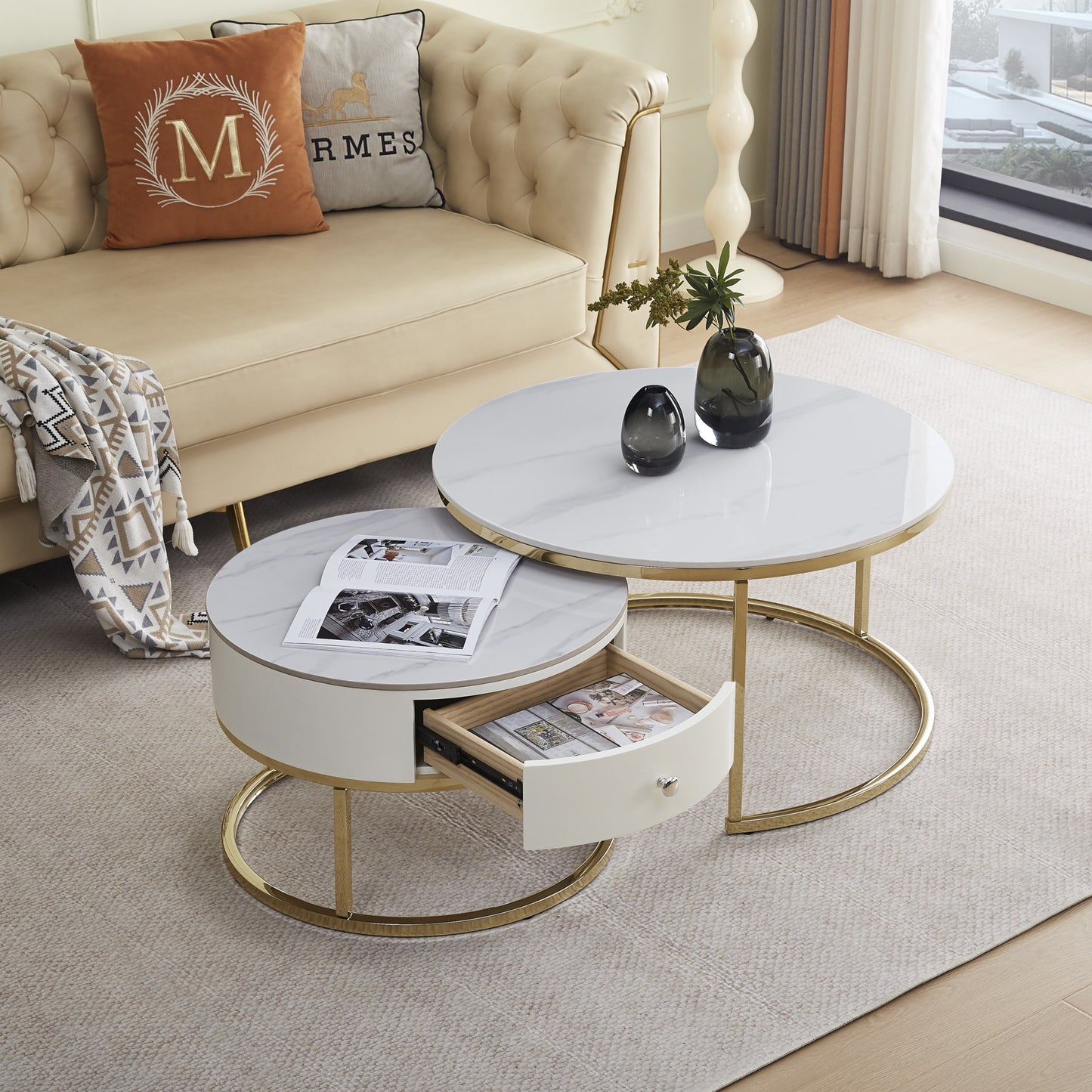 Table Basse Gigogne Novela – Pieds Gold & Plateaux Céramique Effet Marbre Blanc 80+60 cm
