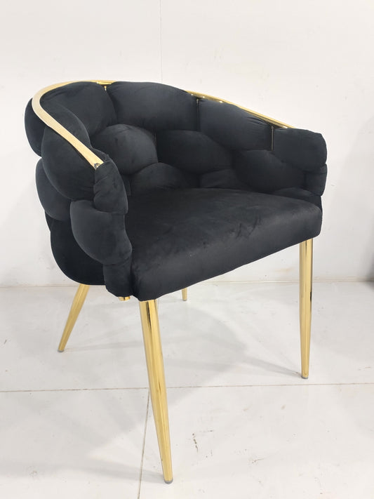 Chaise Ballon en Velours Noir avec Pieds Dorés – Élégance Moderne