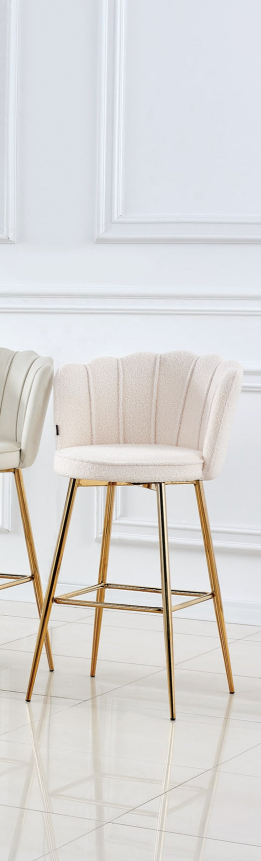 Tabouret de Bar Nymphea en Tissu Doudou avec Pieds Dorés – Hauteur 65 cm